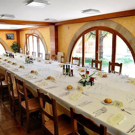 アパートホテル Canones De Guara Y Formiga Panzano